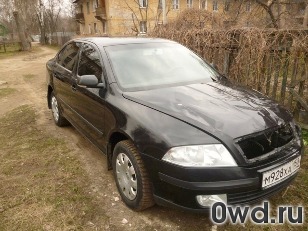 Битый автомобиль Skoda Octavia